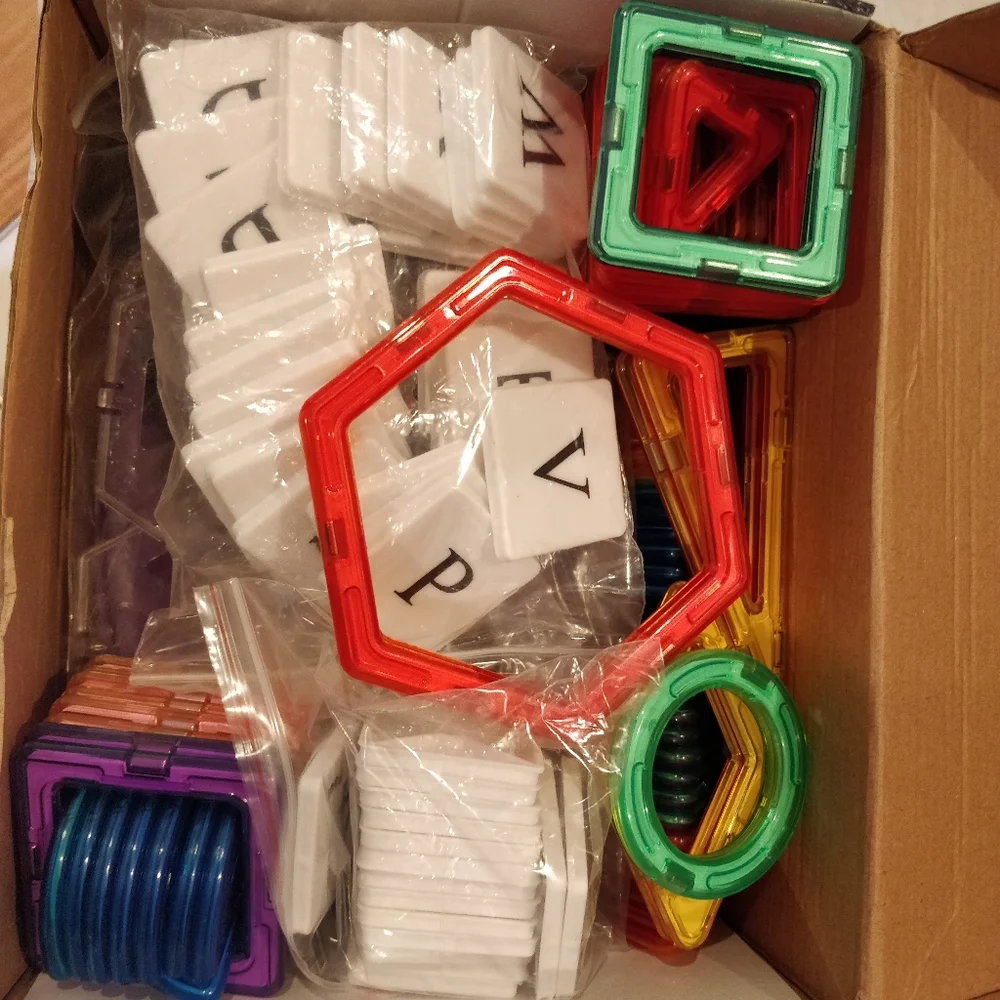 138 pcs magnetic building set